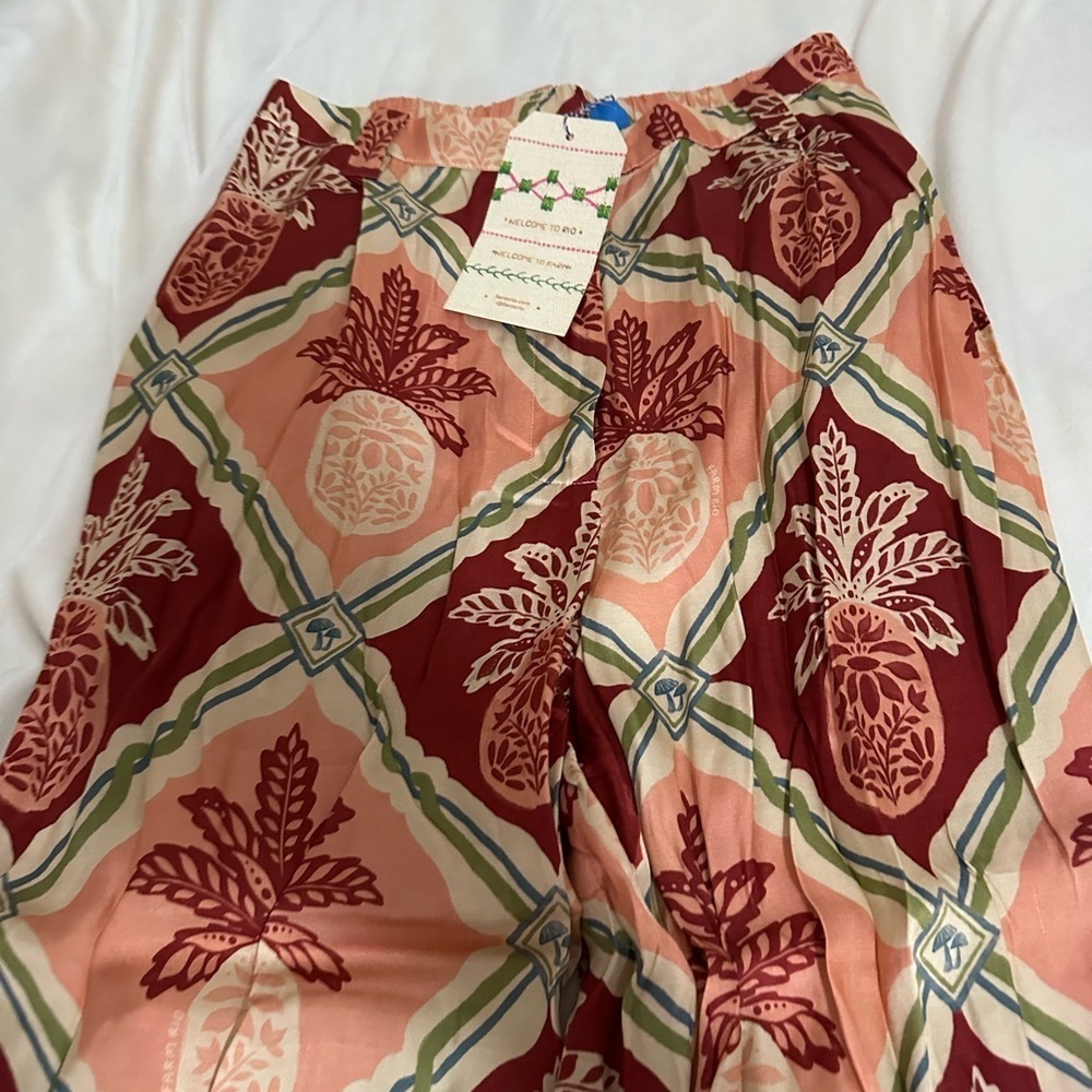 Farm Rio Pineapple satin wide leg pants. Size S. NWT. - Picture 4 of 4